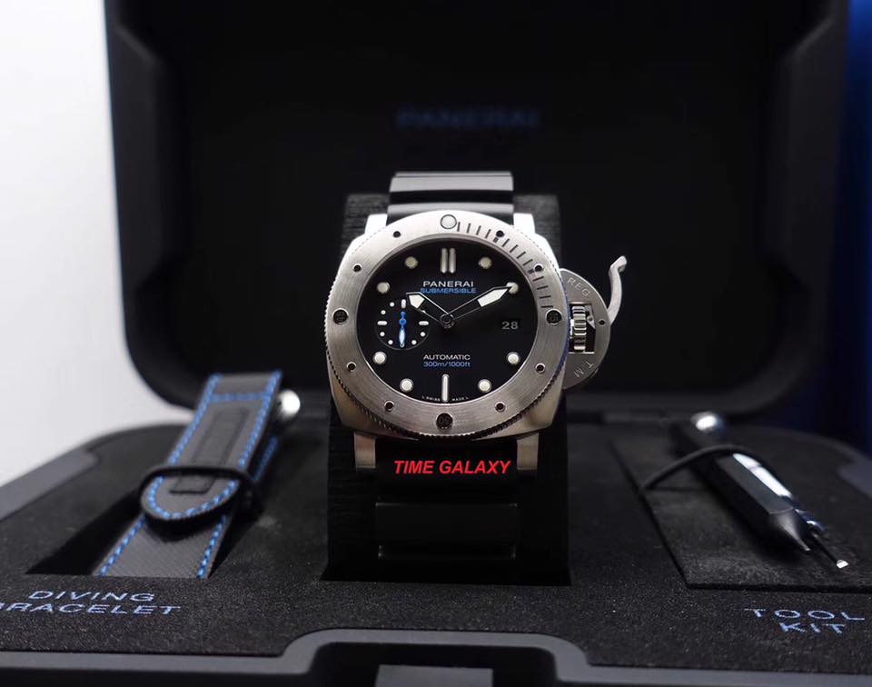 Panerai Extends Warranty up to Eight Years